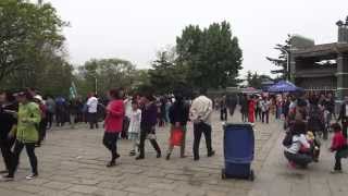 4K  Visitors at Chinas Yantai Da Nanshan Park in Ultra HD Sony FDRAX33 [upl. by Ackley]