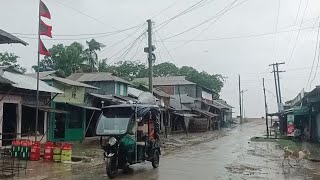 Bangladesh evacuates hundreds of thousands as a severe cyclone approaches from the Bay of Bengal [upl. by Tray363]