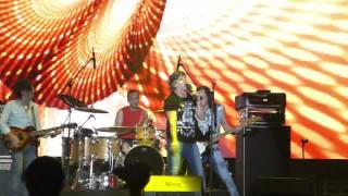 Vilma Palma e Vampiros Verano Traidor en Lima Peru 2015 Vivo X el Rock 2015 [upl. by Niriam]