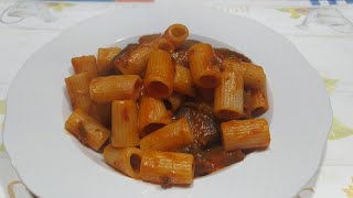 pasta con melanzane al sugo [upl. by Ariaz30]