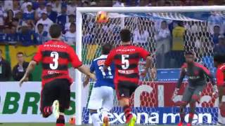 Gol espetacular de Éverton Ribeiro Cruzeiro 2x1 Flamengo 21082013 [upl. by Johanna489]