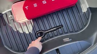 12 Livraison Tesla model 3 2022 à Rennes tour du véhicule  accessoires [upl. by Senga]