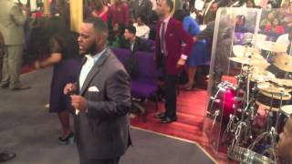 Institutional COGIC Praise Break Vincent Bohanan on Organ [upl. by Eremaj]