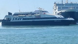 Partenza del catamarano quotSnav Altairquot della Snav dal porto di Casamicciola Terme ore 1600 [upl. by Agnot]