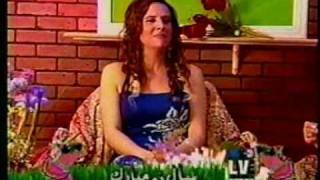 TARA singing Hayedeh song  Norooz 1388 Live Channel [upl. by Shawnee]