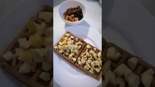 Waffles de avena con manzana arándanos nueces de la India y almendras [upl. by Aushoj]