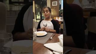 How to eat poppadom in india vs Americaavniadharv [upl. by Shaya]