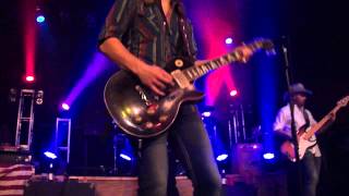 Whiskey Myers quotHeadstonequot at Coachs Cowboys Tyler Tx [upl. by Kenay]