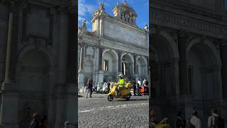 WITH THE VESPAS THROUGH ROME🛵 vespa fun driving [upl. by Nelag]