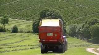 Früh Sommer Tour Unterwegs 2 Schnitt 2014 Laden mit Fendt Vario 820im Sauerland Teil 12 [upl. by Darelle149]