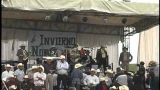 poncho villagomez corrido del año nuevo las tres piedritas arboles de la barranca en vivo en nieves zacatecas [upl. by Jemy]