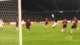 Shinji Okazaki Amazing Overhead Kick Goal 180212 [upl. by Naima]