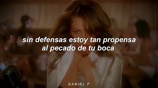 Thalía  Seducción 2005 Vídeo Oficial  Letra  Lyrics [upl. by Jenne848]