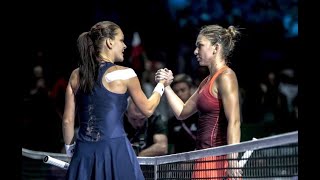 ICONIC TIE BREAK Agnieszka Radwanska vs Simona Halep WTA Finals 2015 [upl. by Dnamron196]