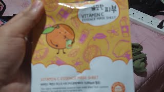 Esfolio Vit C Essence Mask Sheet REVIEW  DEMO  05042024  ELVISVLOGS [upl. by Rap334]