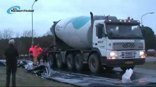 Hoog water in Noordoost Friesland RTV NOF [upl. by Meggy]