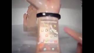 Cicret Bracelet  Gelang Proyektor Menampilkan Layar Handphone ditangan [upl. by Mccomb93]