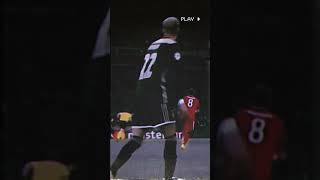 Ziyech beautiful long pass 😱😍football viral soccer pass beautiful satisfying ziyech ajax [upl. by Pfaff]