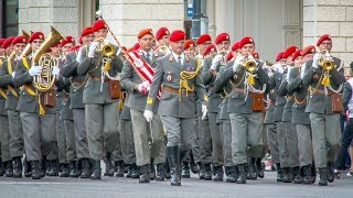 Österreichisches Blasmusikfest in Wien 2018  Einzug der Musikkapellen [upl. by Akcinahs]