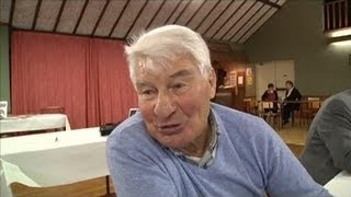 Raymond Poulidor en vedette au salon du livre Aube [upl. by Clava705]