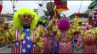 CARNEVALE DI VIAREGGIO 2011  HO VISTO OBAMAmp4 [upl. by Fawn]