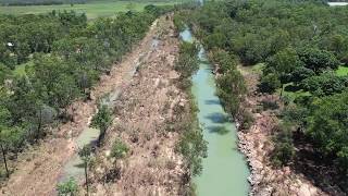 Bluewater Creek flying upstream after the 2019 Floods Townsville 10022019 [upl. by Chyou464]