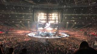 Adele live  Wembley  Rolling In The Deep [upl. by Tilda]