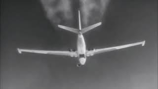 Soviet bomber Myasishchev 3M refueling by a M4 tanker [upl. by Zindman]