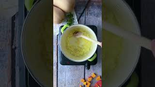 Einfache Kürbissuppe – schnelle Suppe mit Kürbis shorts [upl. by Ettenig344]