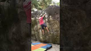 La moreau assis 7B  L’Elephant Fontainebleau boulder  bouldering climbing [upl. by Verine224]