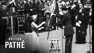 Queen Elizabeth 11 Presents Colour To No1 School Of Technical Training Raf At Halton 1952 [upl. by Ecidnac]