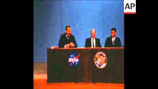 SYND 15370 APOLLO 13 ASTRONAUTS PRESS CONFERENCE  COMMANDER LOVELL NAMES LUNAR MODULE quotAQUARIUSquot [upl. by Hsina]