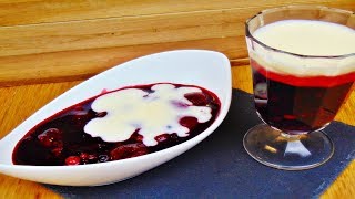 Rezept Rote Grütze mit selbstgemachter Vanillesauce  Klassische BeerenGrütze [upl. by Seravat]