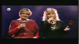 Duet Anneke Douma en Griet Wiersma  Twa Fryske Sjongeressen [upl. by Adnohsor]