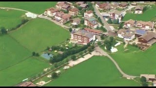 Südtirol PARAGLIDEN Gitschberg Meransen aus der Höhe [upl. by Norward]