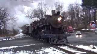 RampN 425 and CNJ 113 Doubleheaded Santa Steam in HD [upl. by Siesser]