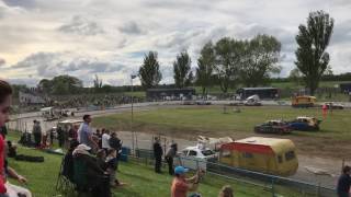 Barford Raceway Caravan Banger Racing 28th May 2017 [upl. by Breanne]