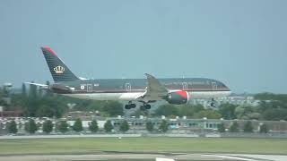 Royal Jordanian 7878 arriving at LHR [upl. by Korella]