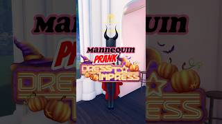 Mannequin PRANK in Dress to Impress🤭 roblox dresstoimpress dti prank shorts [upl. by Enilkcaj]