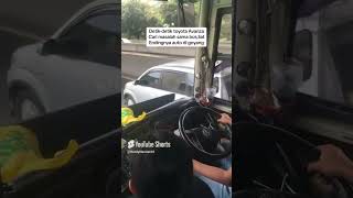 AVANZA CARI MASALAH SAMA BUS⁉️INI AKIBATNYA trending shortsvideo [upl. by Weingartner]