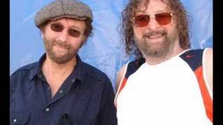 Chas N Dave Auld Langs Syne [upl. by Defant677]