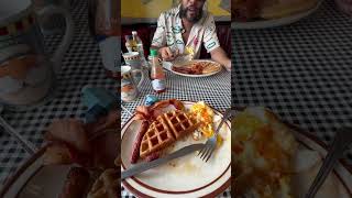 BBees Breakfast Dinner Sanford Florida Great Waffles Superb friendly and timely service 1❤️ [upl. by Proud]