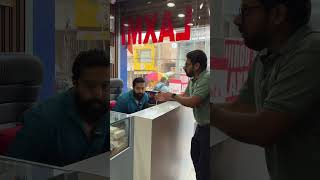 Customer ko mila iPhone🤑😂 vinodlaxmitelecom secondphone youtubeshorts yt ytshorts smartphone [upl. by Oakleil492]