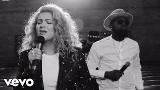 Tori Kelly  Help Us To Love ft The HamilTones Live ft The HamilTones [upl. by Steiner267]