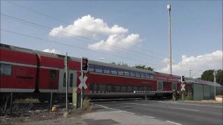 BÜ Forstwaldstraße  Bahnübergänge an der RheinNiersBahn RB33 1080p [upl. by Enilrac]