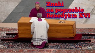 Znaki na pogrzebie Benedykta XVI  Video [upl. by Sochor]