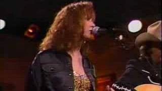 Patty Loveless and Dwight Yoakam  Message to my Heart live [upl. by Moberg]