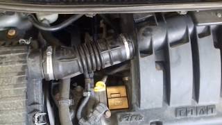 Como Tirar Gasolina Sem a Mangueira de Um Carro Flex 29052018 [upl. by Zetra990]