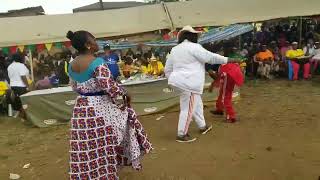 Mola mongombembongoh best dance video [upl. by Ellienad718]