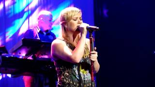 Kelly Clarkson  Breathe Me Sia Cover live Sydney 2012 [upl. by Ondrea967]